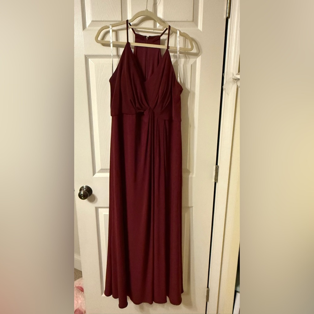 Elegant Wine / Burgundy Maxi Dress Size 16
